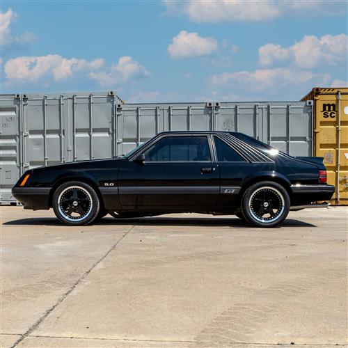 1979-1993 Mustang SVE Saleen SC Style Wheel Kit - Black w/ Machined Lip & Rivets - 17x8/9