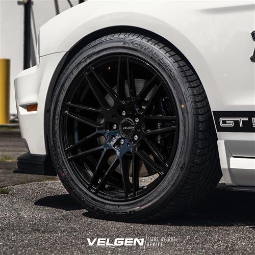 2005-2014 Mustang Velgen VF9 Wheel & Ohtsu Tire Kit - 20x10 - Gloss Black