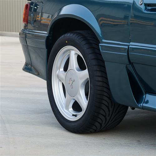1979-93 Mustang 4 Lug Pony Wheel & Ford Licensed Center Cap Kit - 17x8/9 - Silver