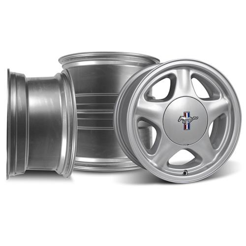 Mustang Pony Wheel & Ford Licensed Center Cap Kit 17x8 Silver (7993)