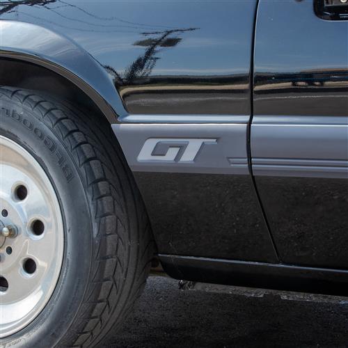 1985-86 Mustang GT Front of Quarter Panel Molding - RH