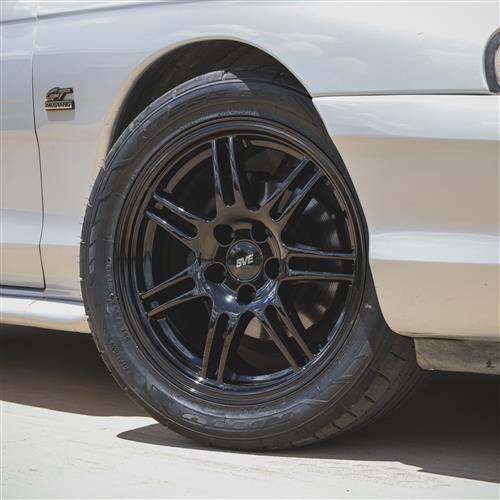 1994-04 Mustang SVE Anniversary Wheel & Drag Radial Nitto Tire Kit - 17x9/10 - Gloss Black