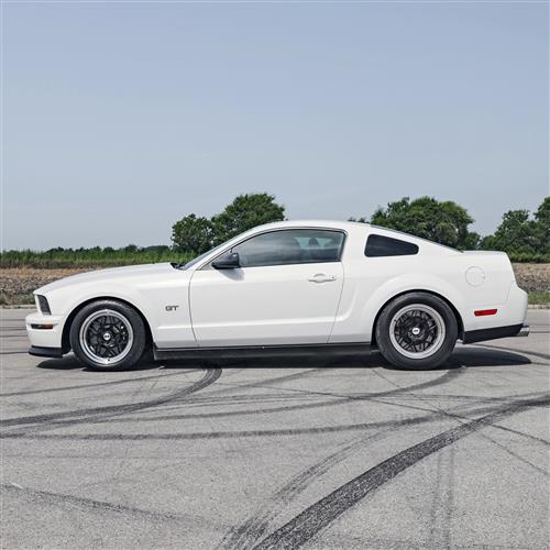 Mustang SVE Drag Comp Wheel & M/T Tire Kit - 17x4.5/17x10 | 05-14