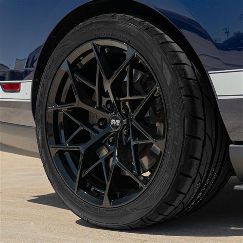2005-2014 Mustang SVE MHP1 Wheel & Ohtsu Tire Kit - 19x10 - Gloss Black