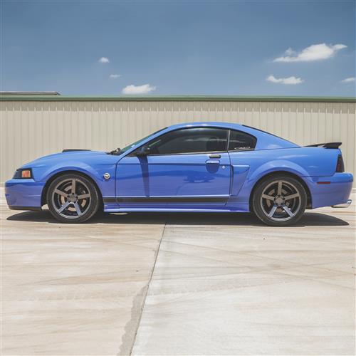1994-04 Mustang SVE NVX Wheel & Sumitomo Tire Kit - 18x9/10 - Gloss Graphite