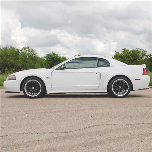 1994-04 Mustang SVE Series 3 Wheel & Nitto Tire Kit - 18x9/10 - Gloss Black