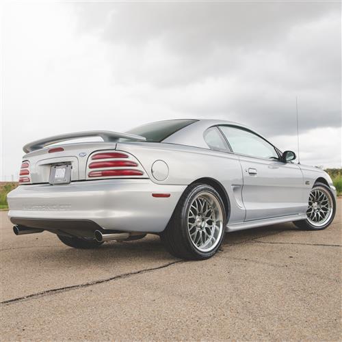 1994-04 Mustang SVE Series 3 Wheel & Sumitomo Tire Kit - 18x9/10 - Gun Metal